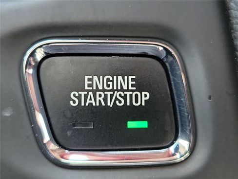 Used 2023 GMC Acadia AT4 w/ Technology Package AWD/4WD image 32