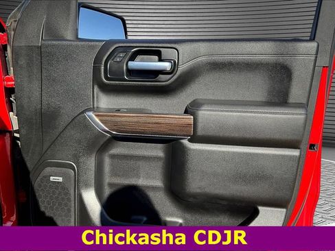 Used 2021 Chevrolet Silverado 1500 LT Trail Boss w/ Convenience Package II image 27