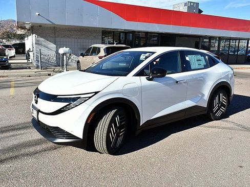 New 2026 Nissan Leaf SV+ w/ Illuminated Package FWD image 3