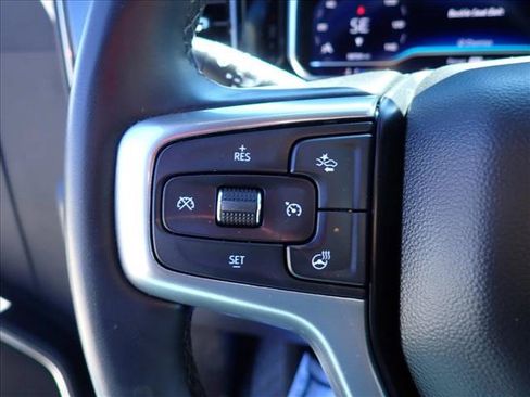 Used 2023 Chevrolet Silverado 1500 LT AWD/4WD image 16