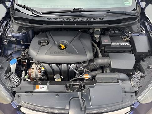 Used 2012 Hyundai Elantra Limited FWD image 10