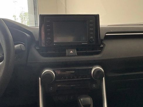Used 2020 Toyota RAV4 LE w/ All Weather Liner Package AWD/4WD image 19