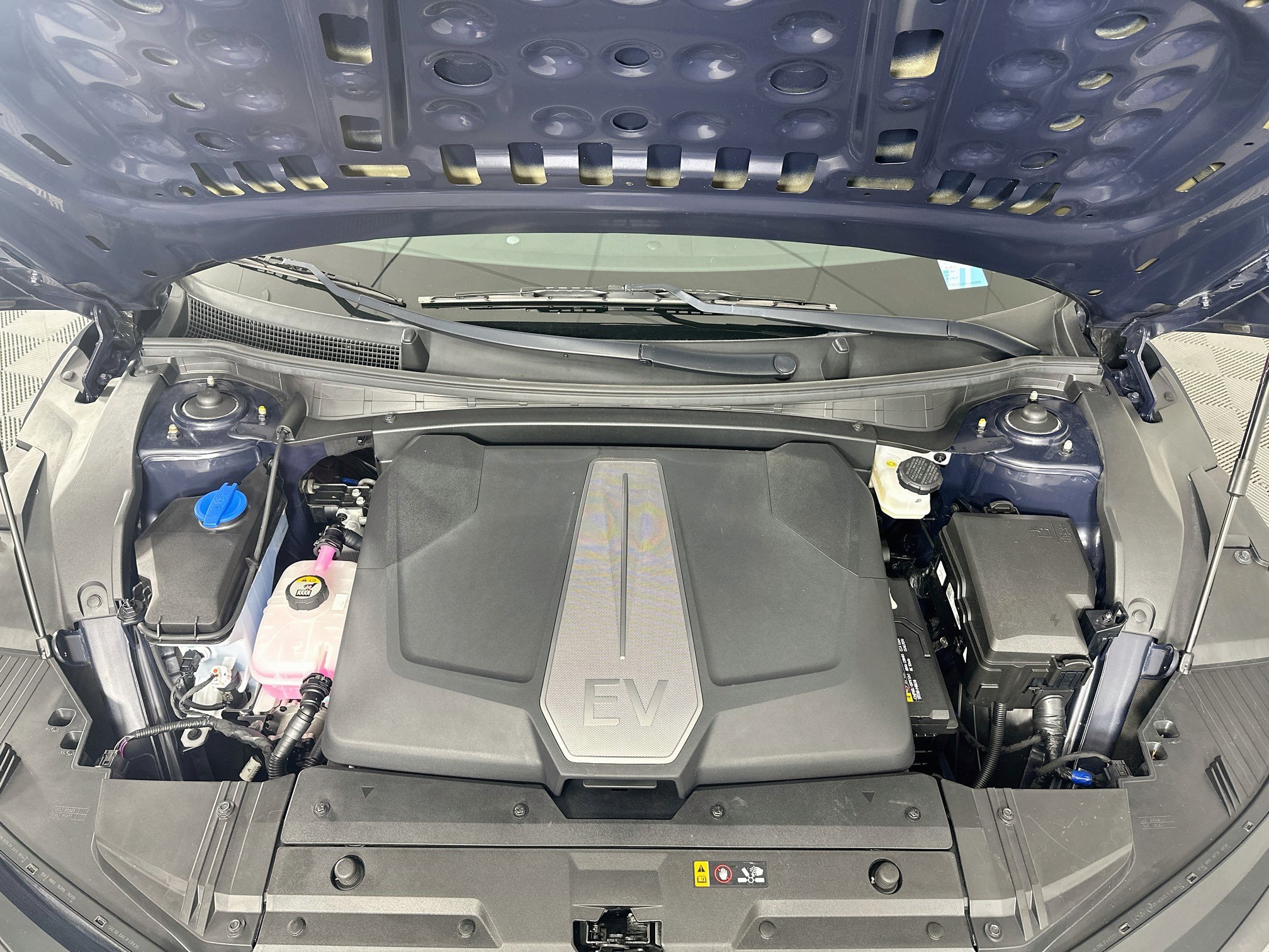 Used 2022 Kia EV6 Light RWD image 33