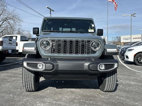 New 2026 Jeep Gladiator Sahara image 20