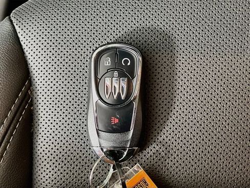 Used 2024 Buick Encore GX Sport Touring AWD/4WD image 19