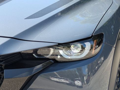Certified 2025 MAZDA CX-50 Meridian Edition w/ Weather Package AWD/4WD image 9
