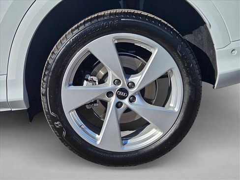 Used 2025 Audi Q5 Premium Plus image 20