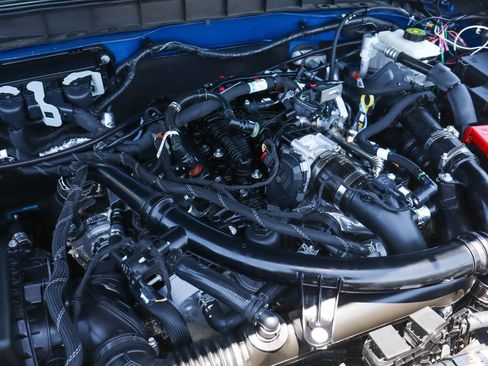 Used 2024 Ford Bronco Wildtrak AWD/4WD image 13