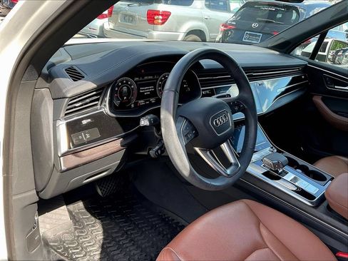 Used 2023 Audi Q7 3.0T Prestige AWD/4WD image 4