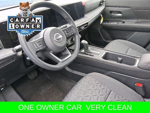Certified 2025 Nissan Kicks SV AWD/4WD image 11