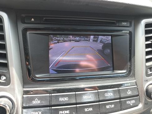 Used 2017 Hyundai Tucson SE w/ SE Popular Package 02 AWD/4WD image 18
