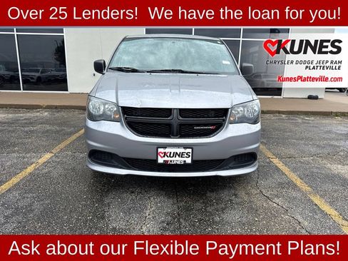 Used 2015 Dodge Grand Caravan SE w/ Quick Order Package 29E SE FWD image 3