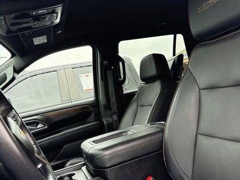 Used 2023 Chevrolet Tahoe High Country w/ Advanced Technology Package RWD image 10