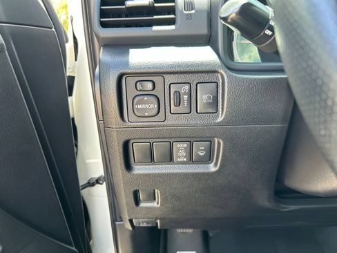 Used 2023 Toyota 4Runner TRD Off-Road Premium w/ Moonroof Package AWD/4WD image 26