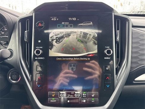 Used 2025 Subaru Forester Premium image 14