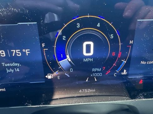 Certified 2025 Chevrolet Traverse High Country FWD image 26