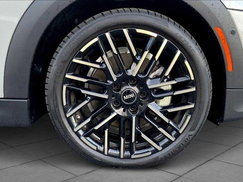 Used 2025 MINI Cooper S image 11