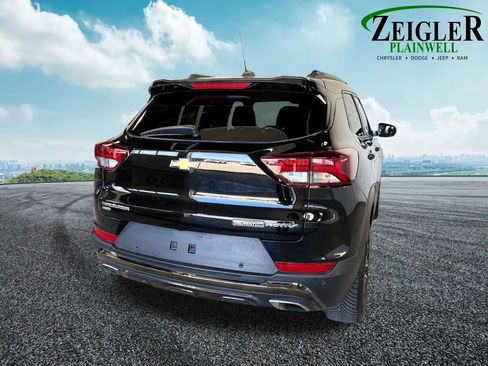Used 2021 Chevrolet TrailBlazer ACTIV w/ Sun and Liftgate Package AWD/4WD image 5