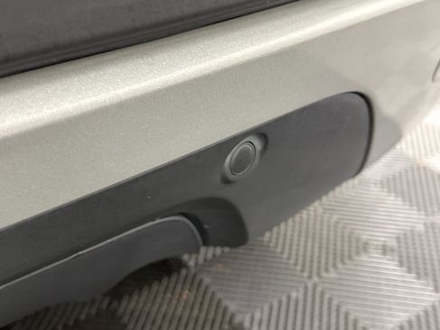 Used 2019 Land Rover Range Rover Velar S image 22