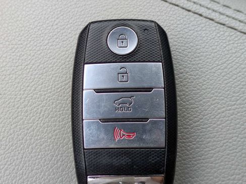 Used 2017 Kia Sportage SX FWD image 39