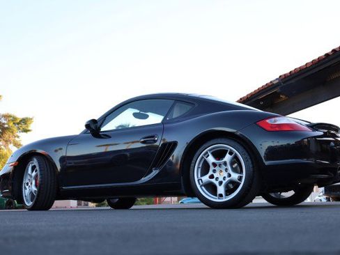 Used 2007 Porsche Cayman S image 17