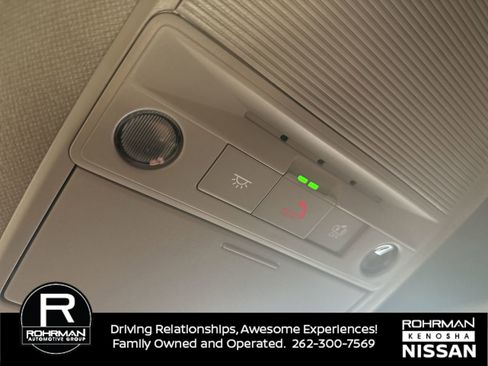 New 2026 Nissan Sentra SR w/ Floor Mat Package image 11