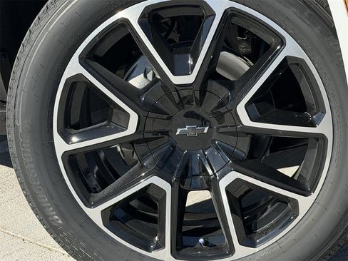 New 2026 Chevrolet Tahoe RST w/ Comfort Package image 9