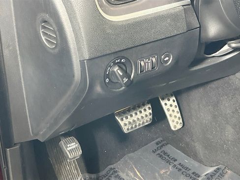 Used 2022 Dodge Charger R/T w/ Blacktop Package image 10