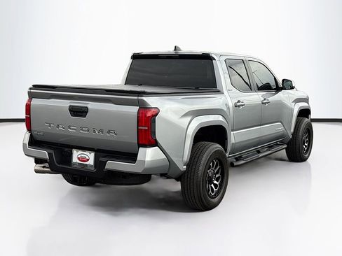 Used 2025 Toyota Tacoma SR5 image 5