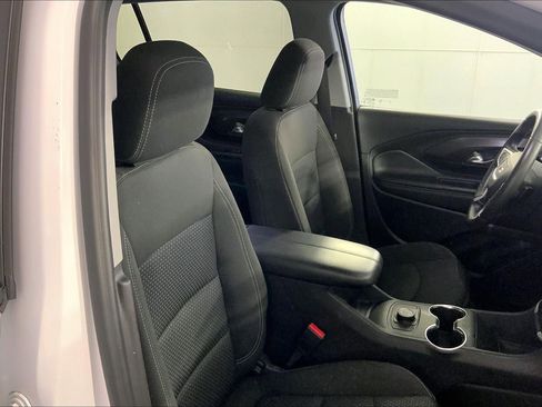 Used 2024 GMC Terrain SLE AWD/4WD image 7