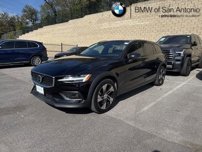 Used 2024 Volvo V60 B5 Cross Country Plus