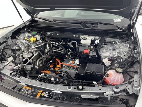 Used 2026 Cadillac Lyriq Premium Luxury image 31