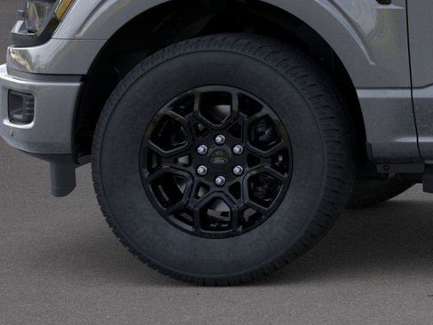 New 2026 Ford F150 XLT RWD image 19