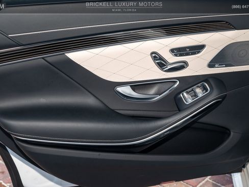 Used 2019 Mercedes-Benz S 560 Sedan image 20