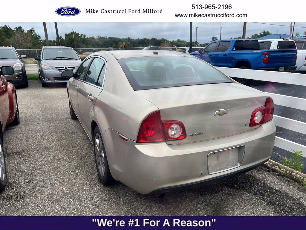 Used 2009 Chevrolet Malibu LT w/ Power Convenience Package FWD image 3