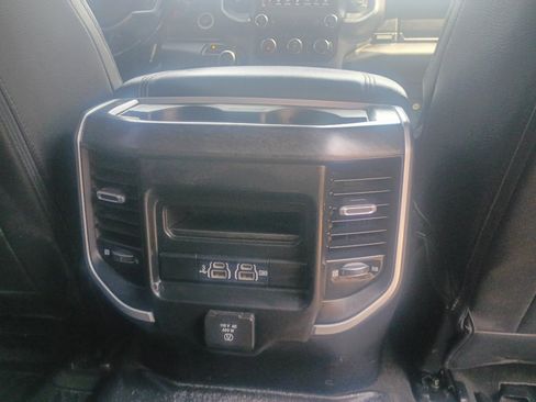 Used 2020 RAM 1500 Big Horn AWD/4WD image 9