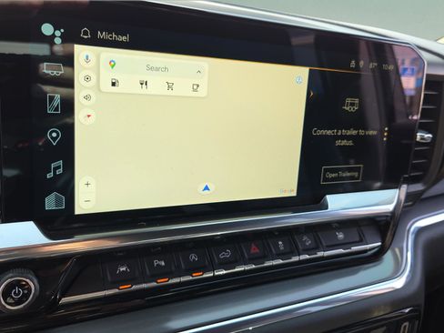 Certified 2024 Chevrolet Silverado 1500 High Country w/ Technology Package AWD/4WD image 18