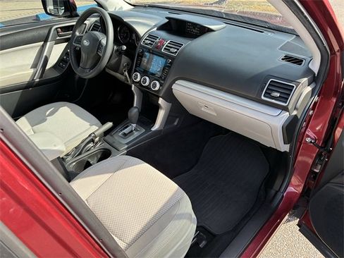 Used 2016 Subaru Forester 2.5i Premium image 34