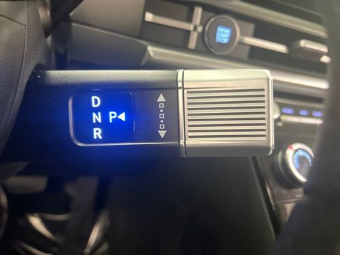 Used 2025 Hyundai Santa Fe SE image 34