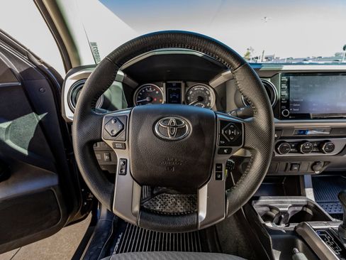 Used 2021 Toyota Tacoma SR5 image 17