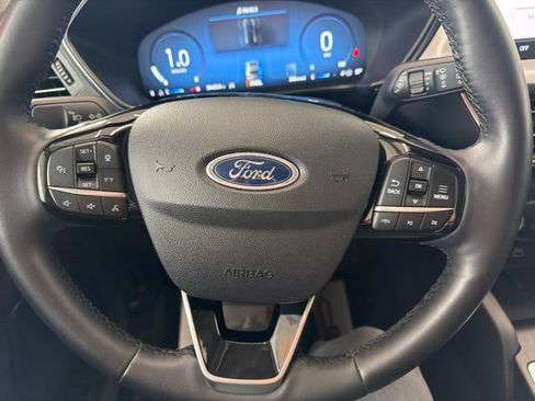 Certified 2024 Ford Escape Platinum AWD/4WD image 27