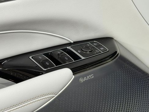 Certified 2024 Cadillac Lyriq Luxury RWD image 29