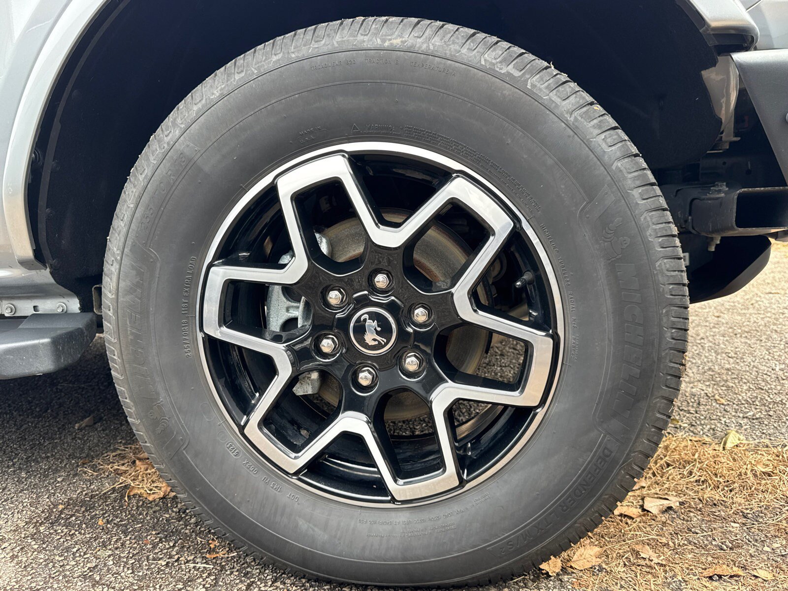 Used 2023 Ford Bronco Outer Banks AWD/4WD image 6