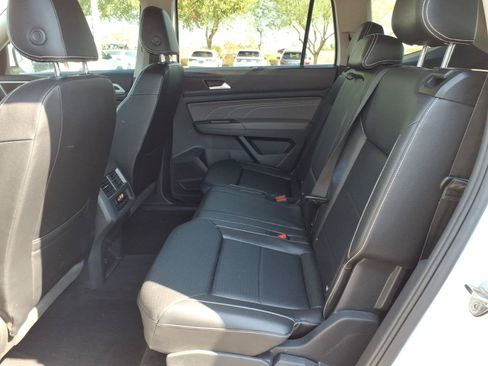 Used 2022 Volkswagen Atlas SE AWD/4WD image 14