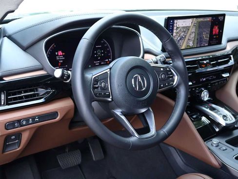 Certified 2025 Acura MDX FWD w/ Technology Package image 2