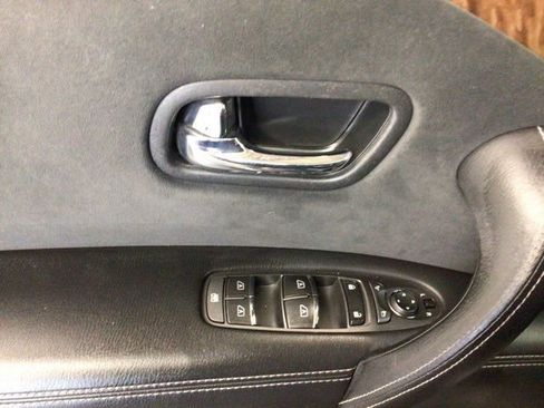 Used 2020 Nissan Armada SV RWD image 23