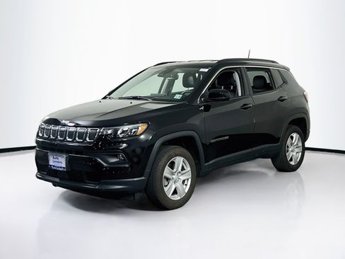 Used 2022 Jeep Compass Latitude AWD/4WD image 1