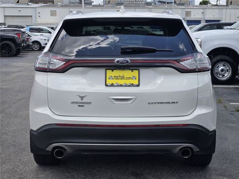 Used 2018 Ford Edge Titanium w/ Technology Package AWD/4WD image 6