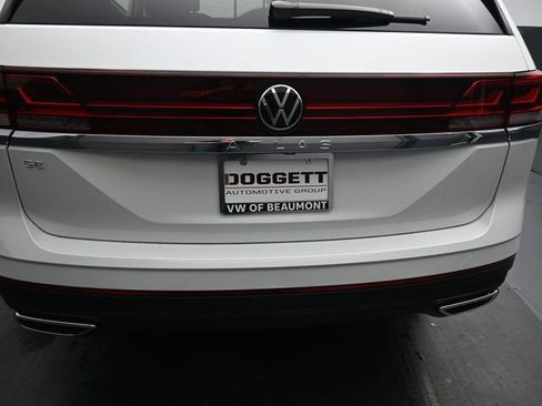 New 2026 Volkswagen Atlas SE FWD image 12