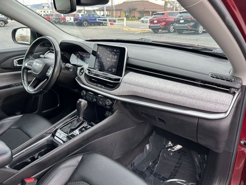 Used 2022 Jeep Compass Latitude w/ Convenience Group image 27